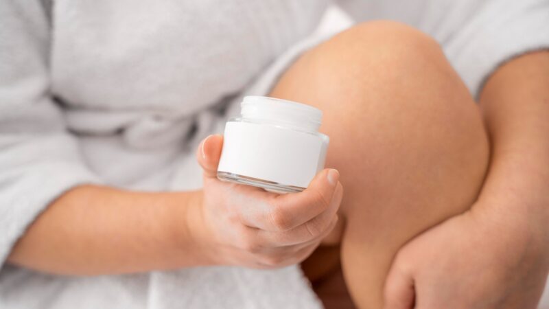 Reposição Hormonal:  como o estradiol em gel pode transformar a saúde feminina