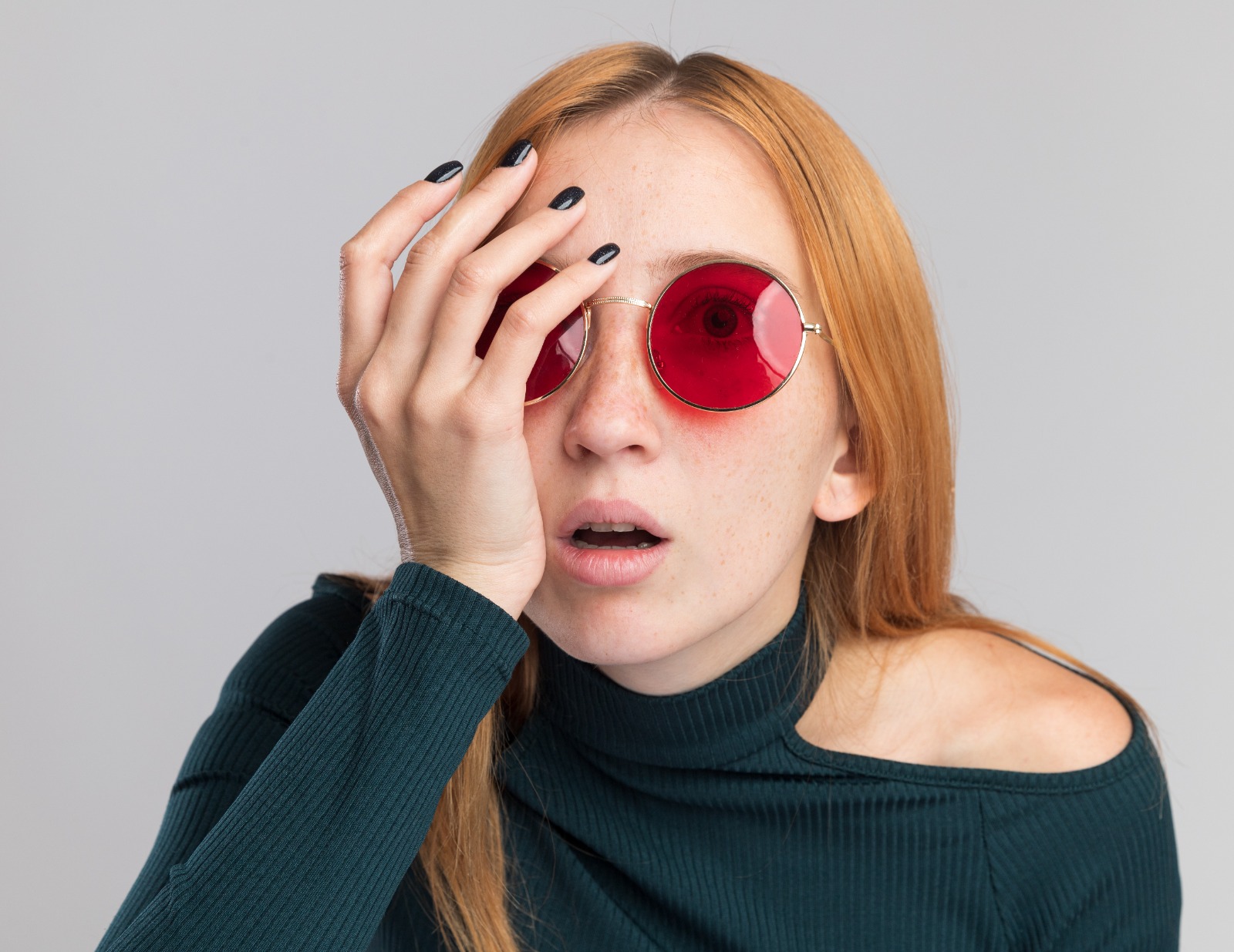 Olhos vermelhos e irritados? saiba tudo sobre a conjuntivite e como se proteger