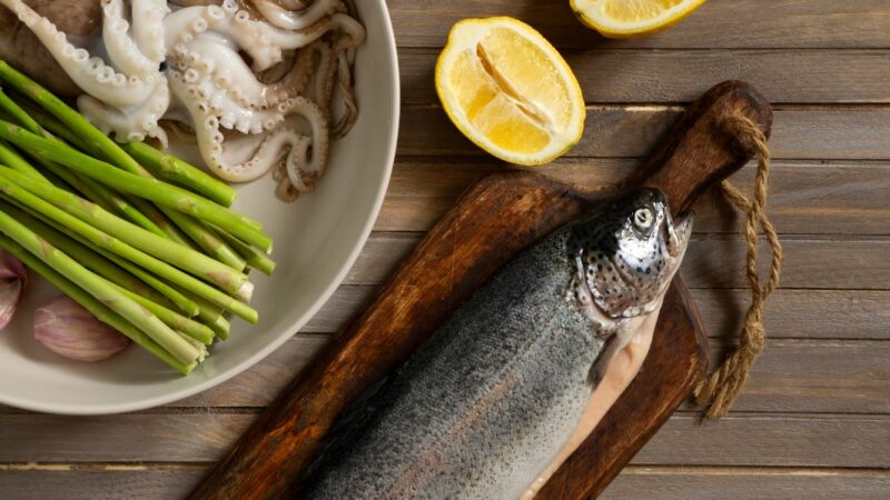 Pescados na Quaresma: tradição que alimenta a saúde e o bolso