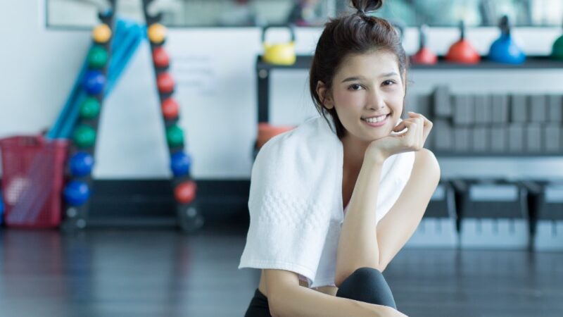 Musculação na adolescência: entre o benefício e o excesso